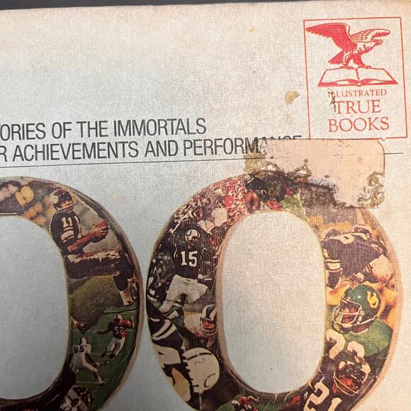 100 Greatest Football Heroes (Illustrated True Books) - Picture 12 of 13